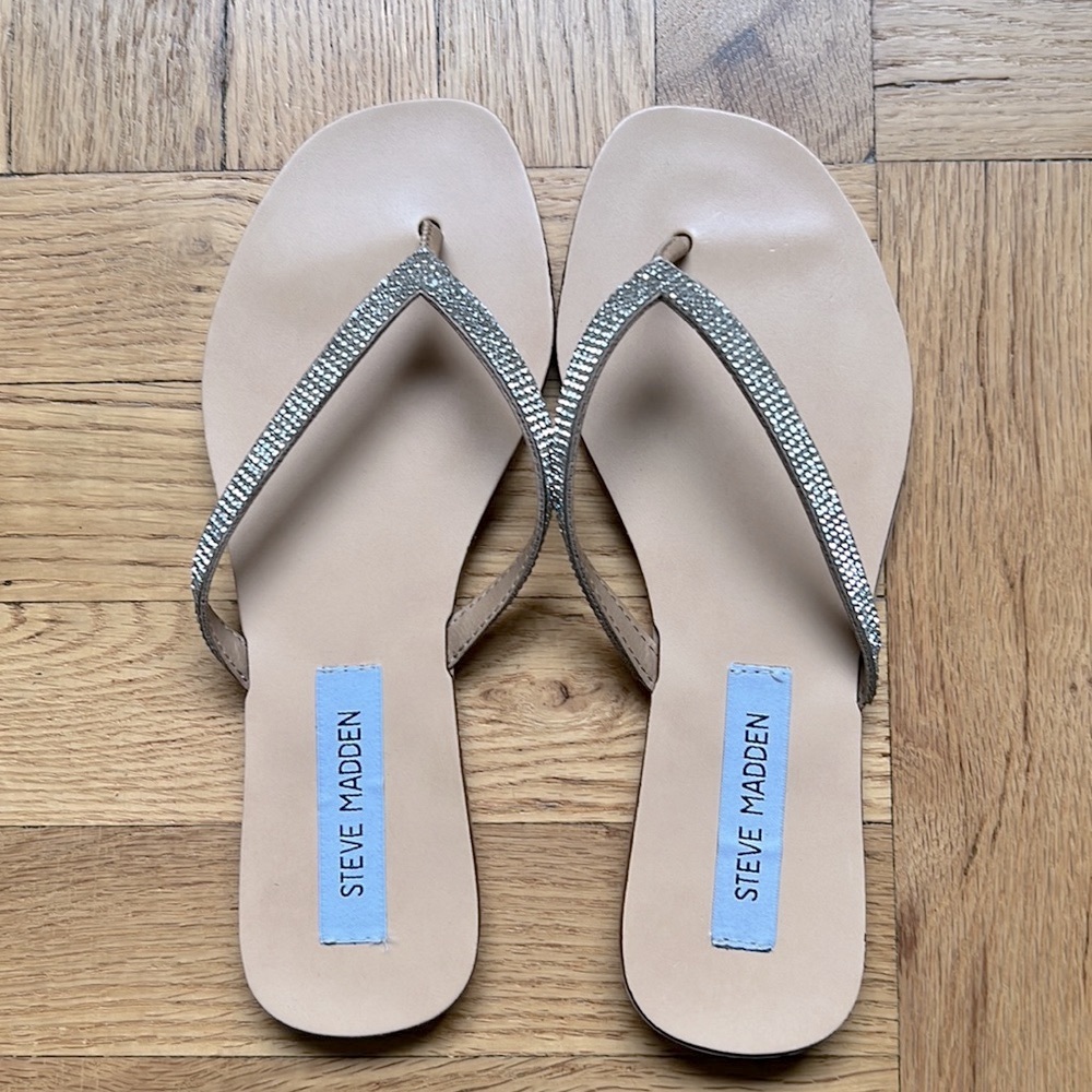 Steve Madden Fairlie-R Rhinestone Sandals Sz 6 NIB